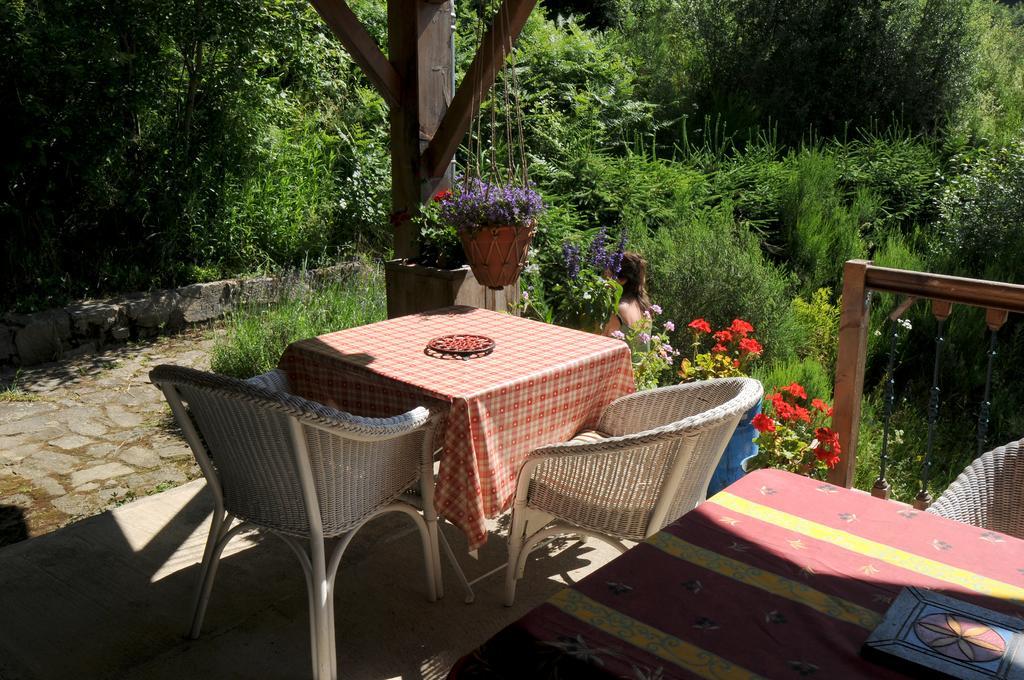 Bed and Breakfast Le Vertige Echandelys Екстер'єр фото