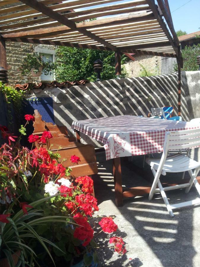 Bed and Breakfast Le Vertige Echandelys Екстер'єр фото